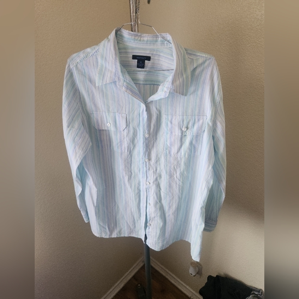Westbound Long Sleeve Button Down Shirt With Pockets